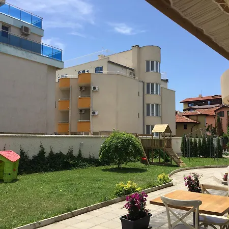 Lucky Family Hotel apartamentowy Rawda