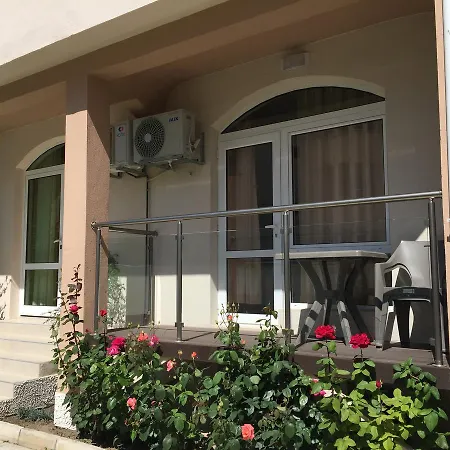 Lucky Family 4* Ravda