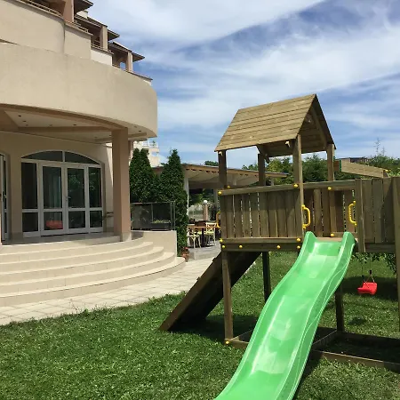 Aparthotel Lucky Family