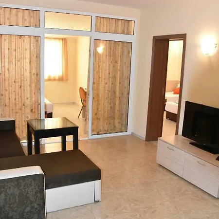 Lucky Family 4* Ravda