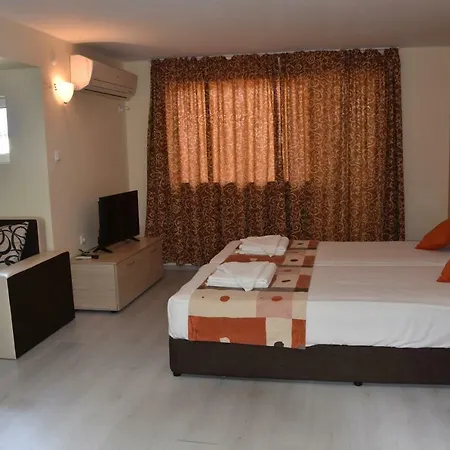 Aparthotel Lucky Family