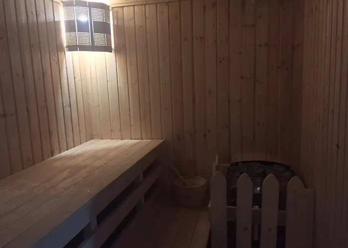 Lucky Family Aparthotel 4*