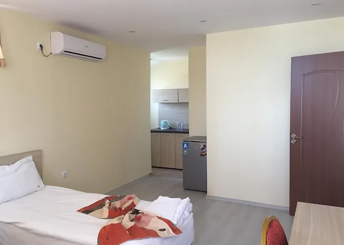 Lucky Family Aparthotel 4*